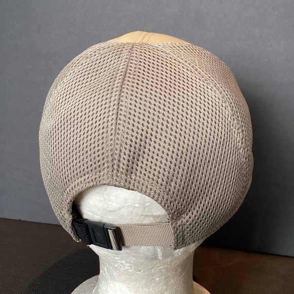 Madrone strap/buckle back hat hand washed - Picture 3 of 10